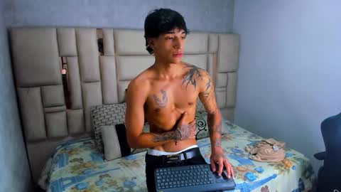 Croy online show from March 12, 2026, 11:55 pm