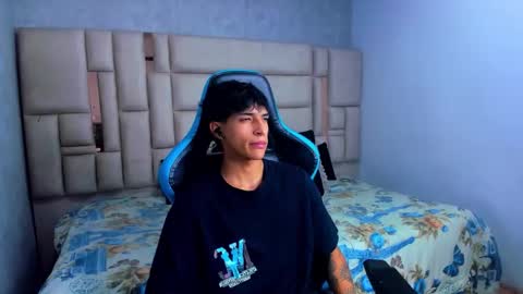 Croy online show from March 22, 2026, 8:51 am