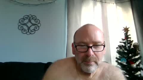Snapshot of cruising_guy chatting on December 15, 2024, 2:27 pm fun guy online show from December 15, 2024, 2:27 pm