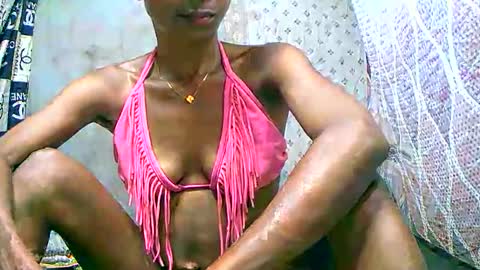crushlove069 online show from April 29, 2026, 7:31 pm