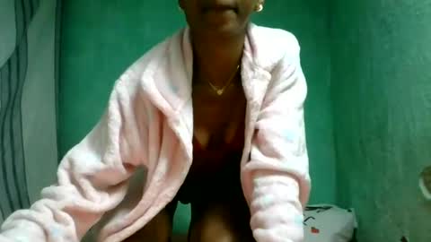 crushlove069 online show from July 8, 2026, 4:55 pm