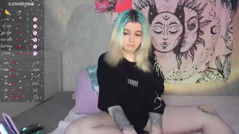 Lilith online show from November 26, 2025, 5:36 pm