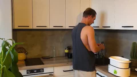 Snapshot of cryptobubbles chatting on December 4, 2025, 9:18 am cryptobubbles online show from December 4, 2025, 9:18 am