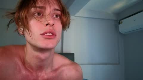 Lin inst lingoodyy online show from January 31, 2025, 4:25 am