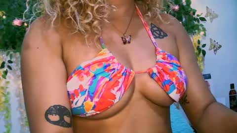 crysrus online show from March 12, 2025, 3:57 am