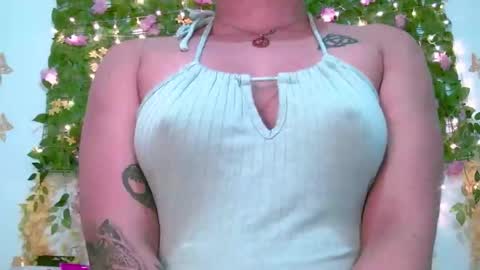 crysrus online show from April 8, 2026, 1:49 am