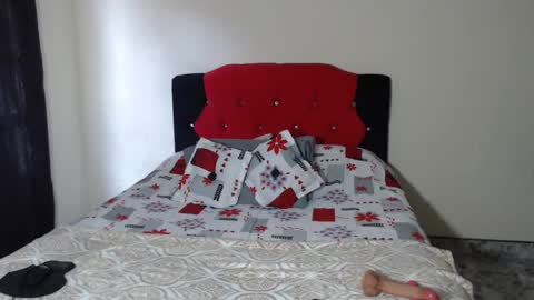 Snapshot of crystal_milkmature chatting on September 10, 2025, 4:51 pm Crystal Milf online show from September 10, 2025, 4:51 pm