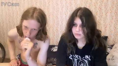 Crystal and Marcl online show from July 28, 2026, 4:39 pm