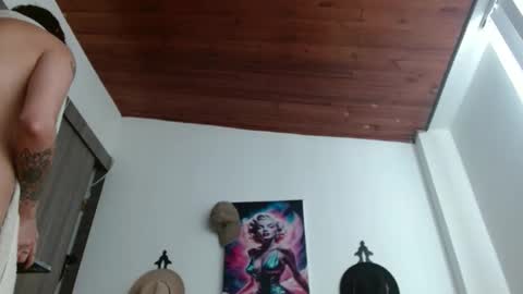 Crystal Blaze online show from February 20, 2026, 6:08 pm