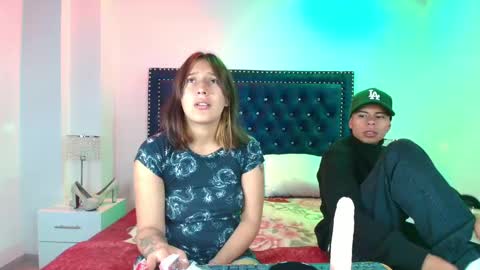 Crystal y Thiago online show from January 18, 2025, 3:31 am