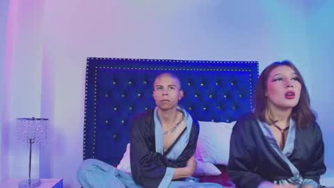 Crystal y Thiago online show from January 24, 2025, 9:39 am