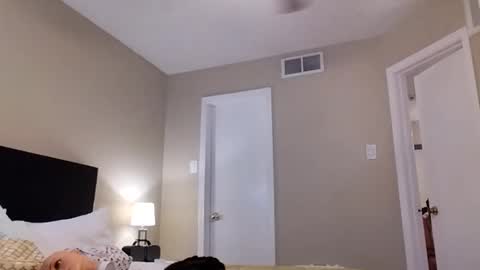 Snapshot of crystalbarbie214 chatting on March 25, 2026, 8:37 pm crystalbarbie214 online show from March 25, 2026, 8:37 pm