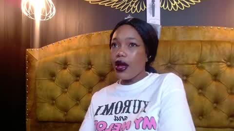 Crystal online show from December 18, 2024, 9:08 pm