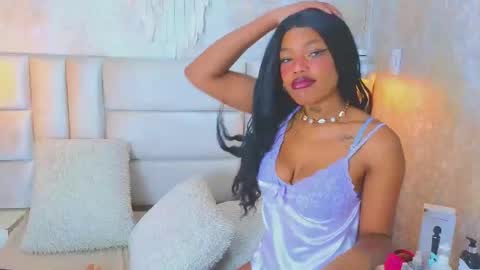 Crystal online show from March 4, 2026, 9:21 pm