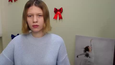 Snapshot of crystalgirl__ chatting on January 23, 2025, 7:22 am Stella online show from January 23, 2025, 7:22 am