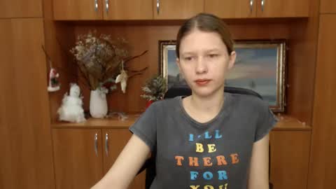 Snapshot of crystalgirl__ chatting on February 9, 2025, 7:27 am Stella online show from February 9, 2025, 7:27 am