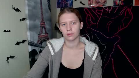 Snapshot of crystalgirl__ chatting on October 31, 2025, 7:53 am Stella online show from October 31, 2025, 7:53 am