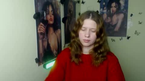 Snapshot of crystalgirl__ chatting on February 3, 2026, 2:44 pm Stella online show from February 3, 2026, 2:44 pm