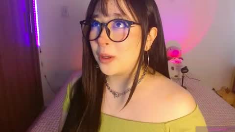 Olivia  online show from July 18, 2026, 1:37 pm