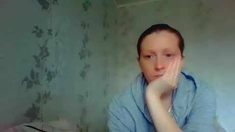 Snapshot of crystallangel chatting on April 15, 2026, 12:34 pm CrystallAngel online show from April 15, 2026, 12:34 pm