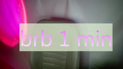 Snapshot of crystallkris chatting on December 29, 2024, 11:18 pm Kristina online show from December 29, 2024, 11:18 pm