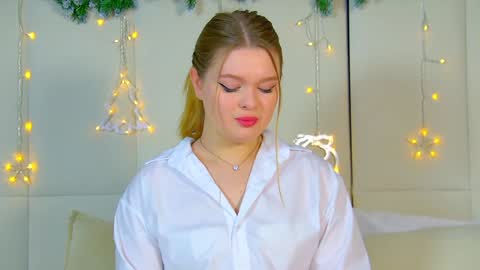 Crystal online show from December 22, 2024, 6:17 am