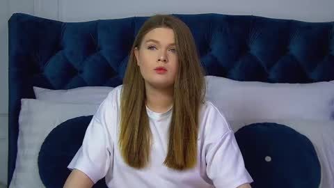 Crystal online show from March 23, 2026, 6:01 pm