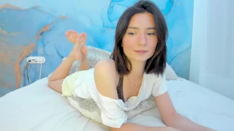 Snapshot of crystalnut chatting on May 12, 2026, 5:59 am Maria online show from May 12, 2026, 5:59 am