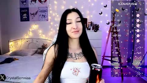 Snapshot of crystalsomnia chatting on February 6, 2025, 11:48 pm Sasha Make me moan with patterns good music here online show from February 6, 2025, 11:48 pm