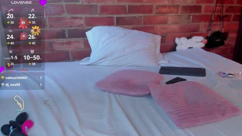 Soy Crystal online show from January 14, 2025, 3:57 pm