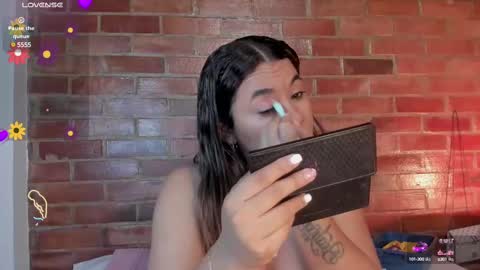 Soy Crystal online show from March 1, 2025, 10:02 am