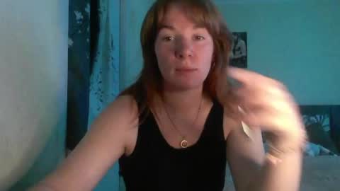 Snapshot of crystalvelvet chatting on June 2, 2026, 7:32 am crystalvelvet online show from June 2, 2026, 7:32 am