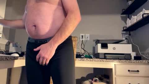 Snapshot of cuban2_slut chatting on February 4, 2026, 3:40 pm Cubantoo online show from February 4, 2026, 3:40 pm