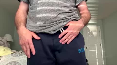 Snapshot of cuban2_slut chatting on March 19, 2026, 12:09 pm Cubantoo online show from March 19, 2026, 12:09 pm