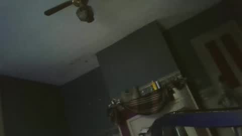 Snapshot of cubangoldn chatting on December 1, 2024, 9:37 pm cubangoldn online show from December 1, 2024, 9:37 pm