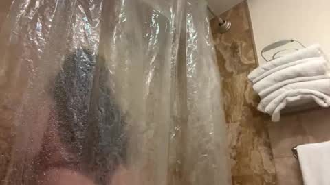 Thick Cuban Laz online show from April 8, 2026, 7:25 pm