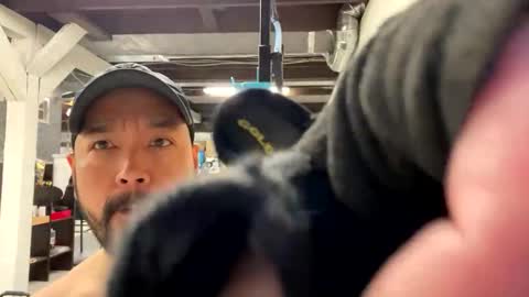 Snapshot of cubinheat chatting on November 24, 2025, 4:40 pm cubinheat online show from November 24, 2025, 4:40 pm