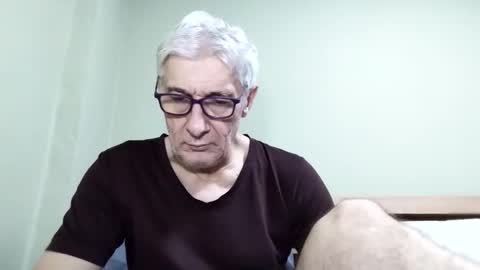 BIG UNCUT HARD COCK online show from November 27, 2025, 12:24 am