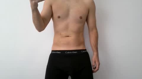 cuckold_2006 online show from October 25, 2025, 8:11 am