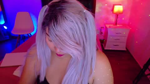 cuckoldlover69_ online show from January 19, 2025, 1:22 pm