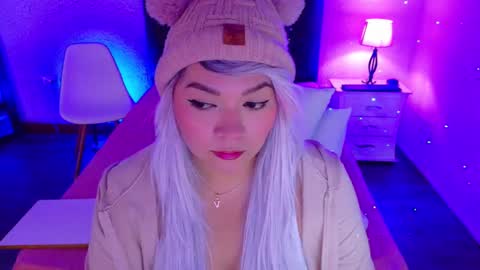 cuckoldlover69_ online show from February 22, 2025, 3:45 am