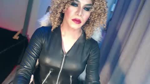 CUMMELA SLUTI online show from February 27, 2026, 2:44 am