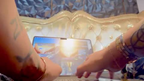 Snapshot of cum_all_over_mmee chatting on October 4, 2025, 7:23 pm im KIM new girl to spoil online show from October 4, 2025, 7:23 pm