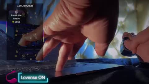 Snapshot of cum_all_over_mmee chatting on October 12, 2025, 10:31 pm im KIM new girl to spoil online show from October 12, 2025, 10:31 pm