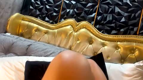 Snapshot of cum_all_over_mmee chatting on November 2, 2025, 8:11 pm im KIM new girl to spoil online show from November 2, 2025, 8:11 pm