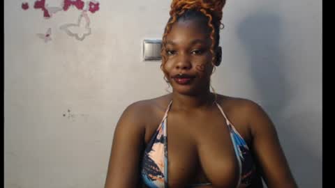 Snapshot of cum_ebony_xxxpetit chatting on June 30, 2026, 1:06 am Teeha online show from June 30, 2026, 1:06 am