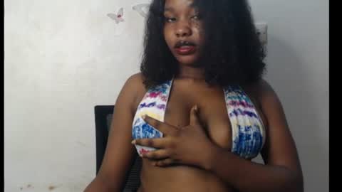 Snapshot of cum_ebony_xxxpetit chatting on July 10, 2026, 1:32 am Teeha online show from July 10, 2026, 1:32 am