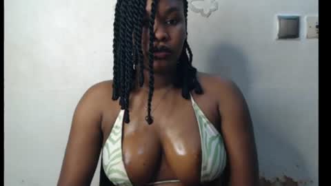 Snapshot of cum_ebony_xxxpetit chatting on July 26, 2026, 12:08 am Teeha online show from July 26, 2026, 12:08 am