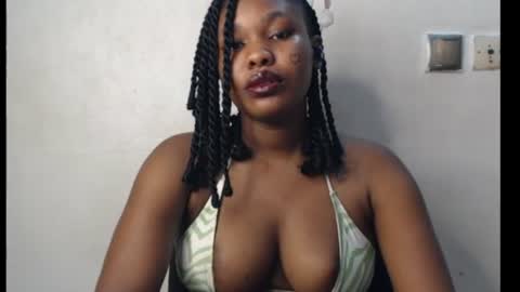 Snapshot of cum_ebony_xxxpetit chatting on July 26, 2026, 4:36 pm Teeha online show from July 26, 2026, 4:36 pm