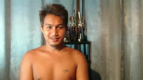 Snapshot of cum_overload chatting on April 24, 2026, 4:37 am cum_overload online show from April 24, 2026, 4:37 am